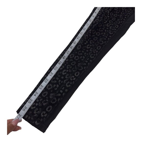 Victoria Sport Women SZ XS Black Leopard Print Leggings-Mesh Sides-Gym Yoga Comf - Picture 7 of 12